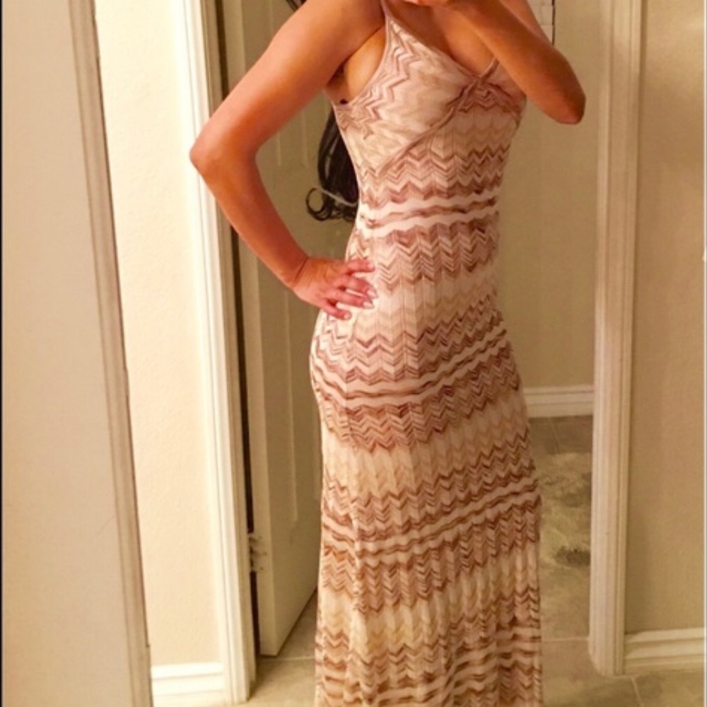 Bebe maxi dress hemmed for 5'1-5'4 ladies